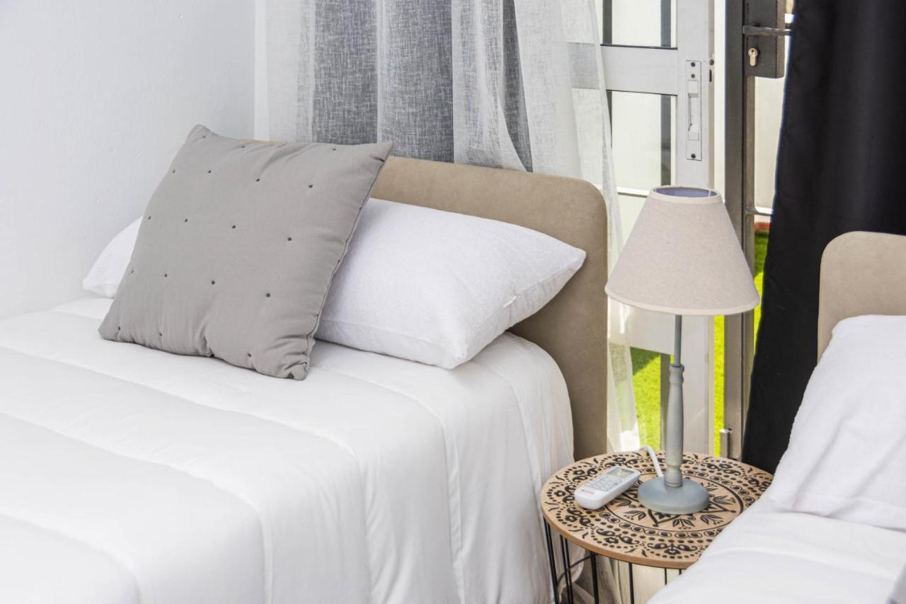 Vakantiehuis Wintowinrentals Townhouse, Pool & Beach *
